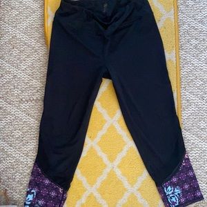 Gaiam Capri yoga pants